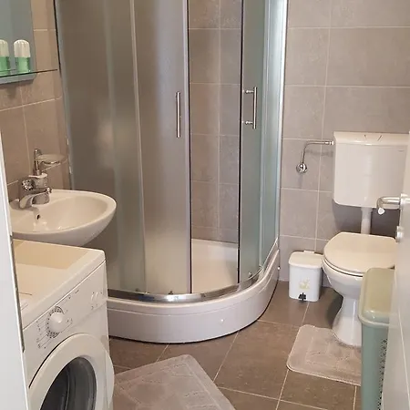 Apartman Nina *