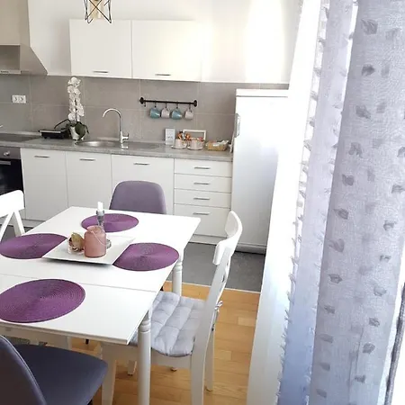 Apartman Nina *